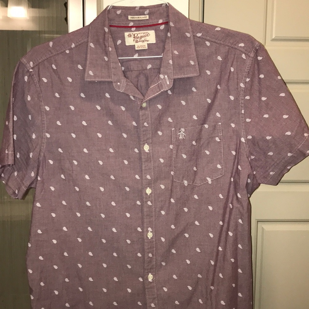 Short sleeve button up light burgundy